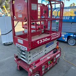 2018 MEC 1330SE Scissor Lift