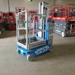 2017 Genie GR-20 Self-Propelled One-Person Lift