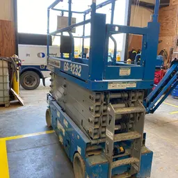 2017 Genie GS-3232 Scissor Lift