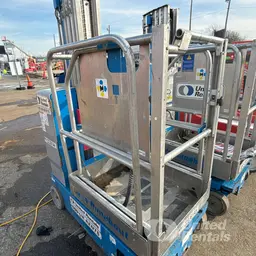 2019 Genie GR-20 Self-Propelled One-Person Lift