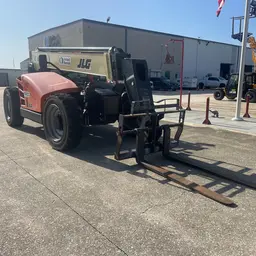 2018 JLG 943 Forklift