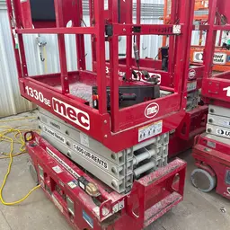 2018 MEC 1330SE Scissor Lift